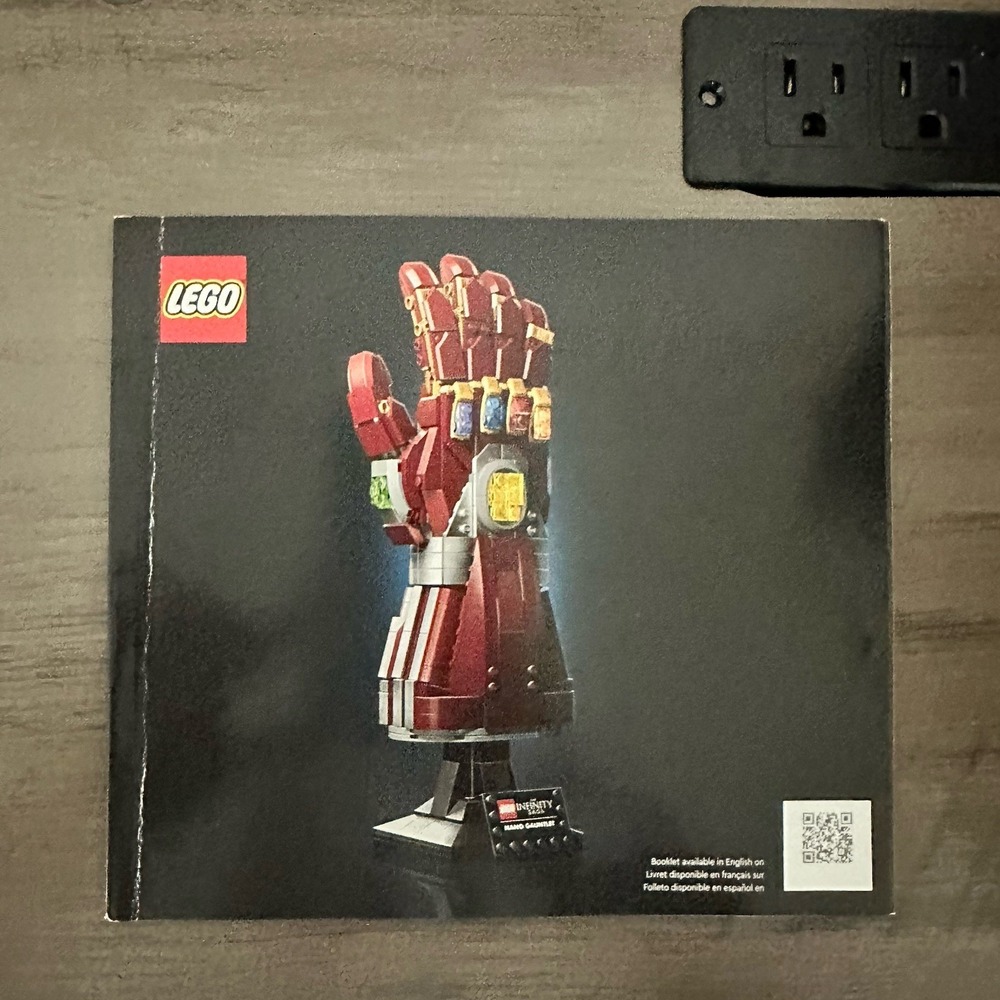 instructions Only  manual for the LEGO Marvel Nano Gauntlet (Set 76223)